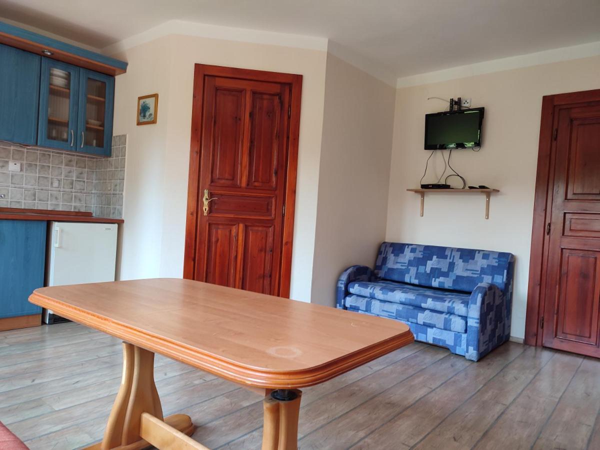 Apartmany Chřibská Buitenkant foto